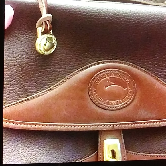 Dooney and Bourke shoulder bag AWL❤ - Picture 7 of 8